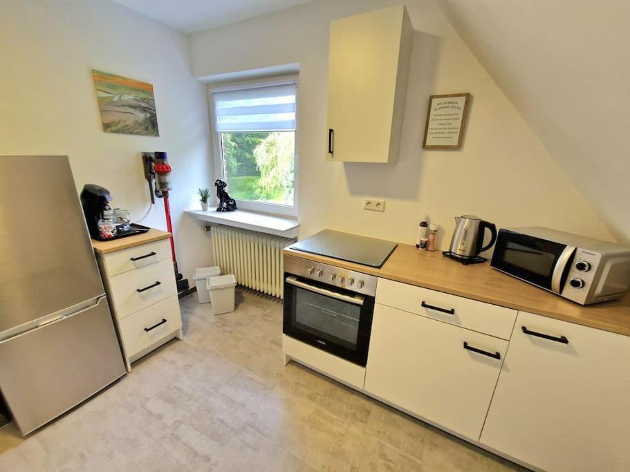 Gemuetliche Wohnung Direkt Am Kuestenkanal! Wardenburg Exterior photo