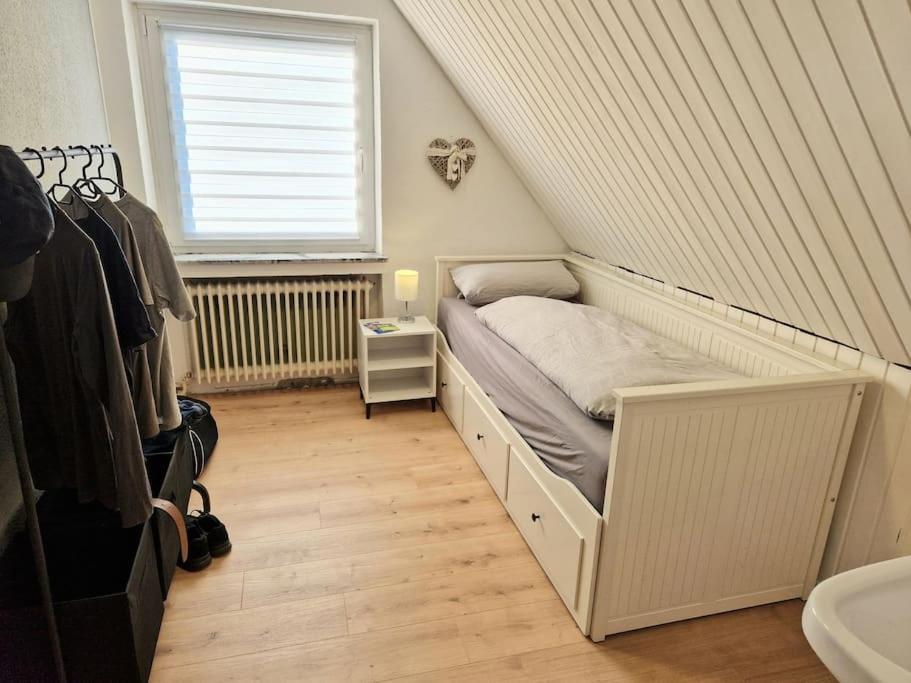 Gemuetliche Wohnung Direkt Am Kuestenkanal! Wardenburg Exterior photo